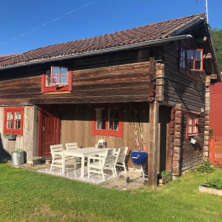 Stallet - Hemma hos Mait Mora Exteriör bild